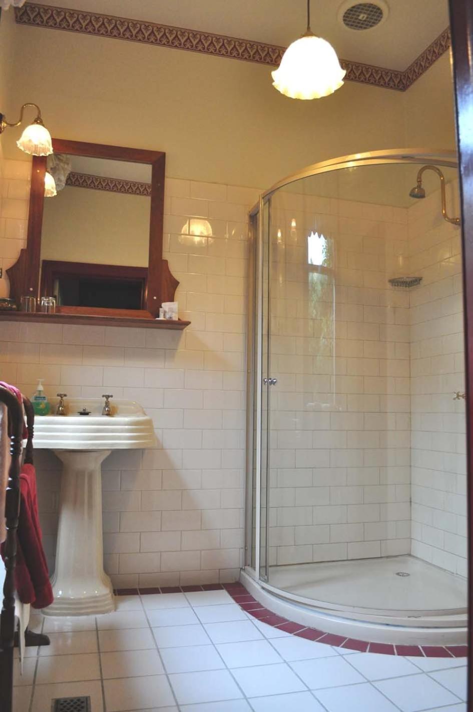 Ormiston House Bed and Breakfast Strahan Εξωτερικό φωτογραφία